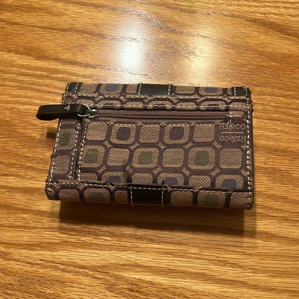 Vintage Liz & co. wallet - Picture 3 of 4